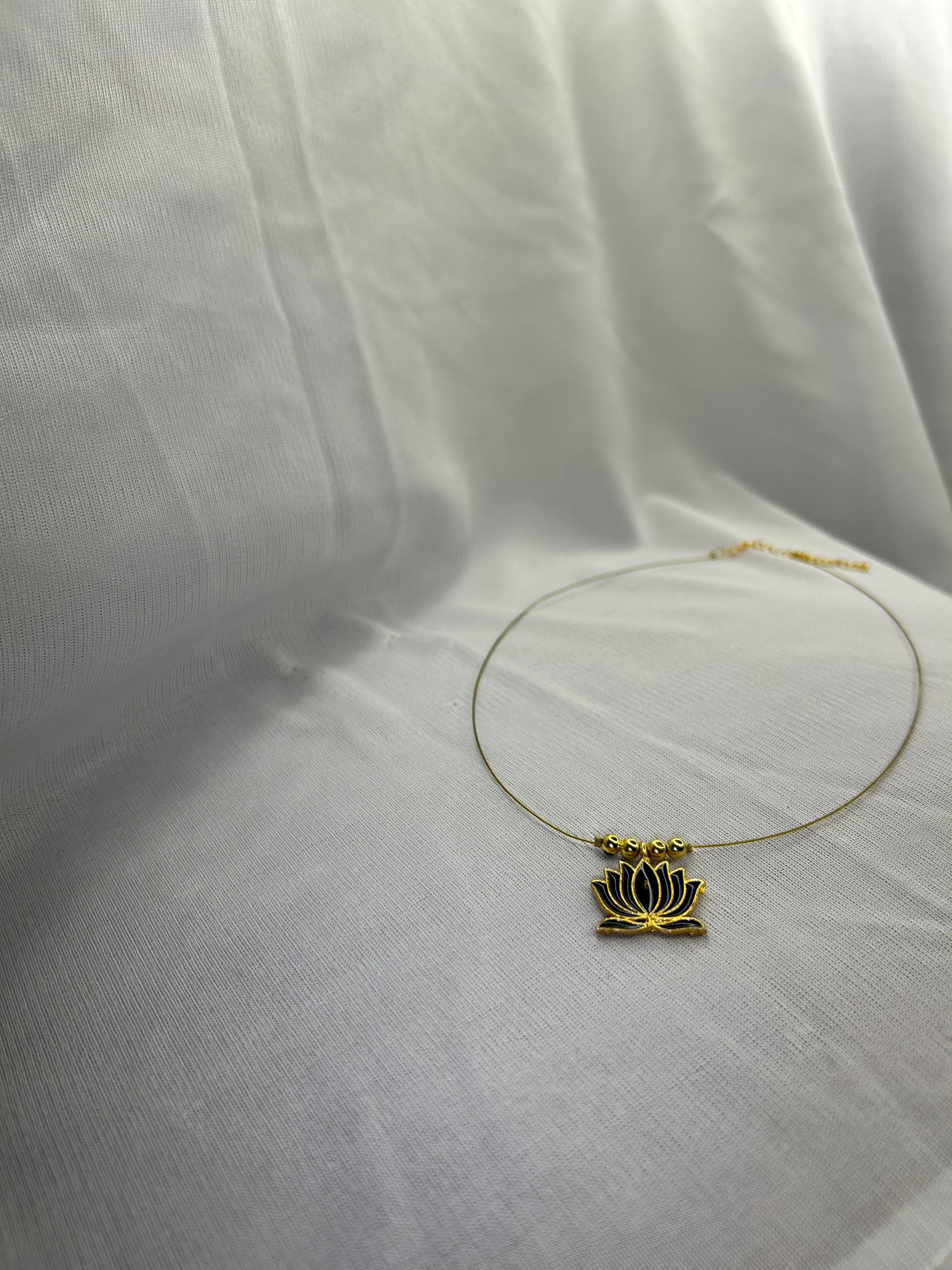 Invisible Lotus Chain (Buy 1 Get 1)