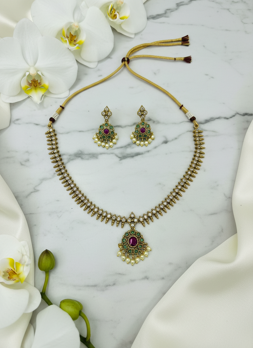 Heritage Charm Necklace Set