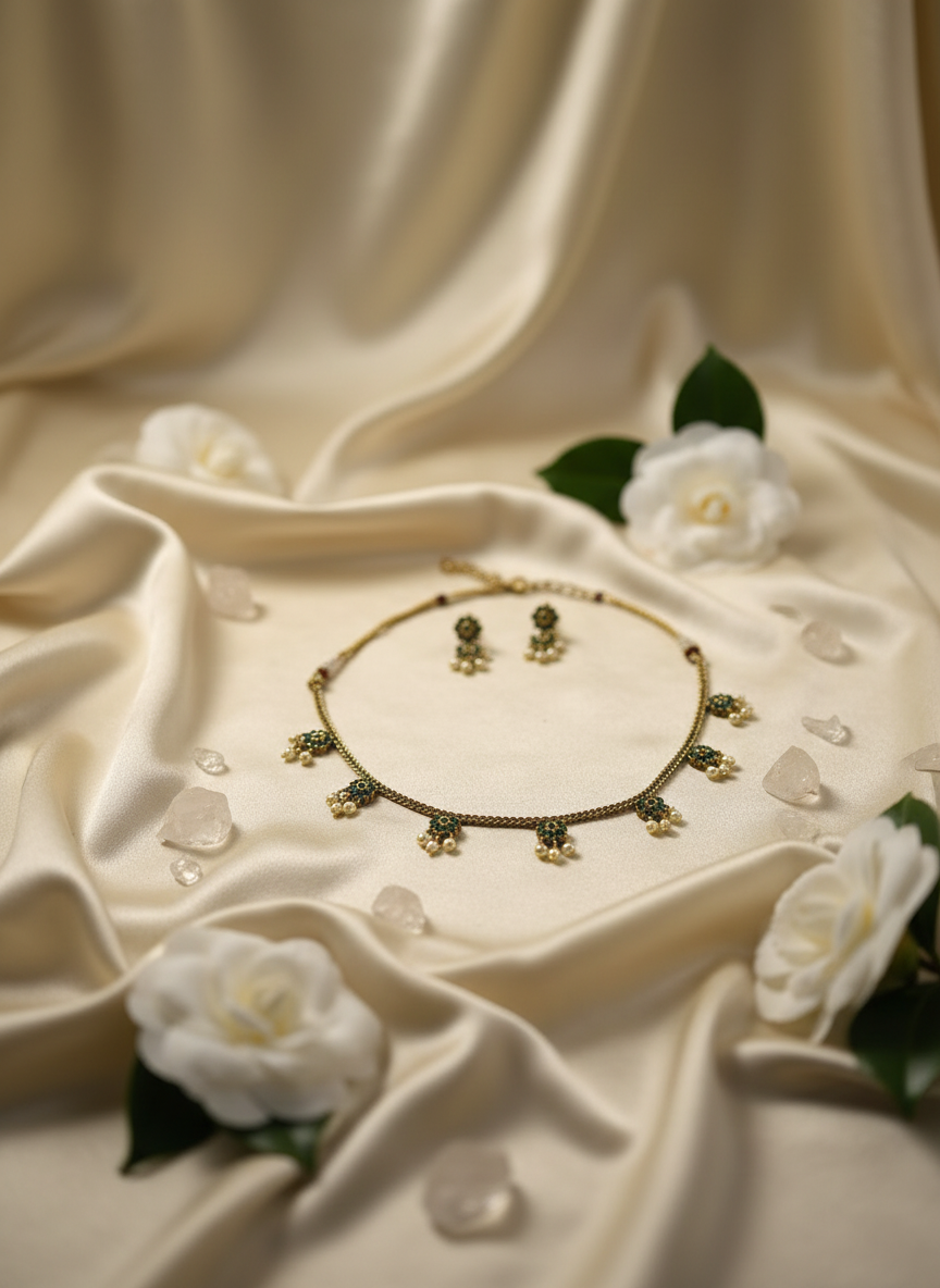 Stone-Pearl Necklace